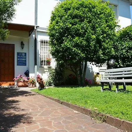 Le Due Magnolie Bed & Breakfast Cotignola