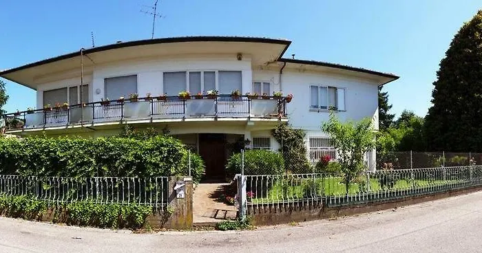 Bed & Breakfast Le Due Magnolie Cotignola